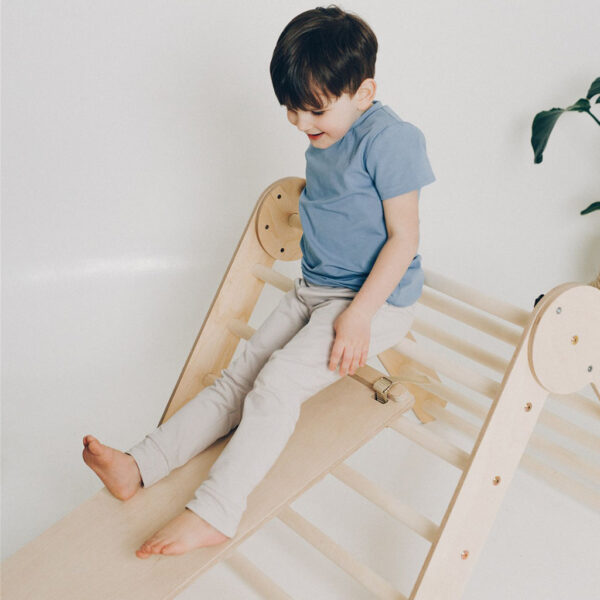 AIYAPLAY houten kinderklimset, multifunctionele driehoekige ladder met glijbaan, voor 18-48 maanden, natuurlijk hout