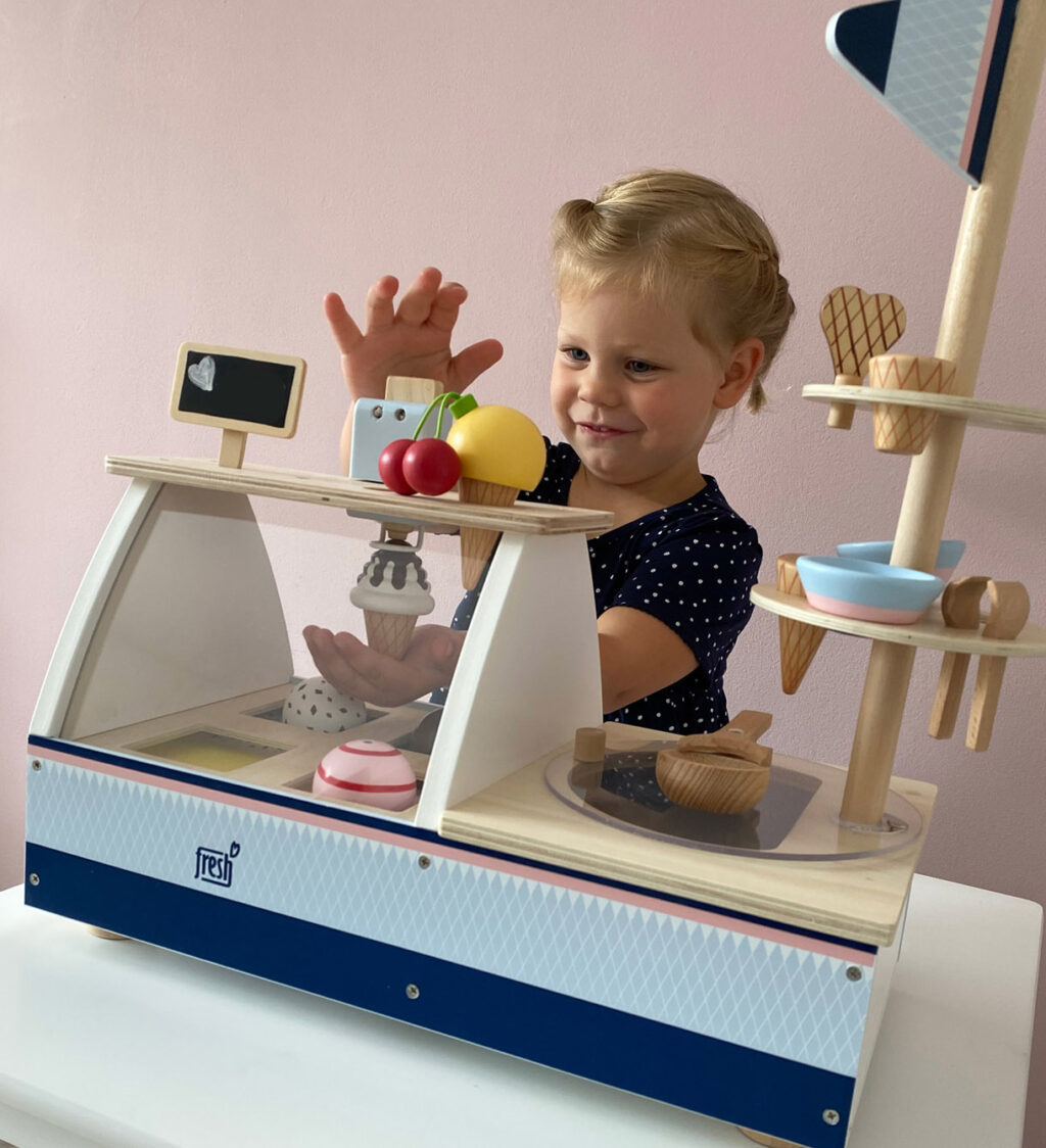 Speelgoed ijskraam hout Speelgoed ijskraam hout