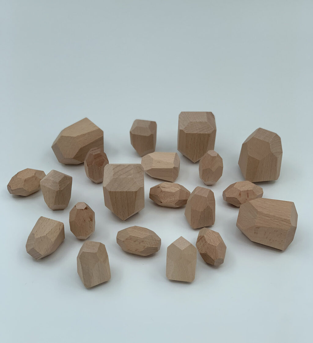Houten bouwstenen balanceerstenen Jindl grote set Houten bouwstenen balanceerstenen Jindl grote set