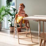 KAOS klapp kinderstoel eiken eettafel Jindl