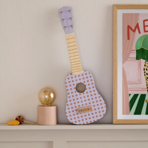 Speelgoedgitaar Kid's Concept lila met stippen sfeer