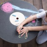 Ronde tafel PlanToys krijtbord Jindl