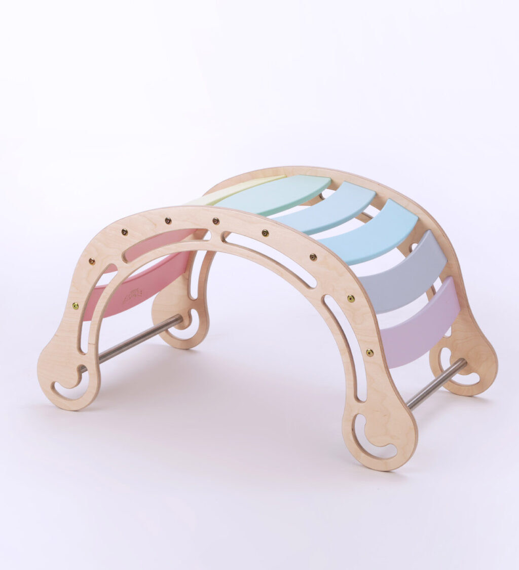 Klimboog Waldorf rocker pastelkleuren