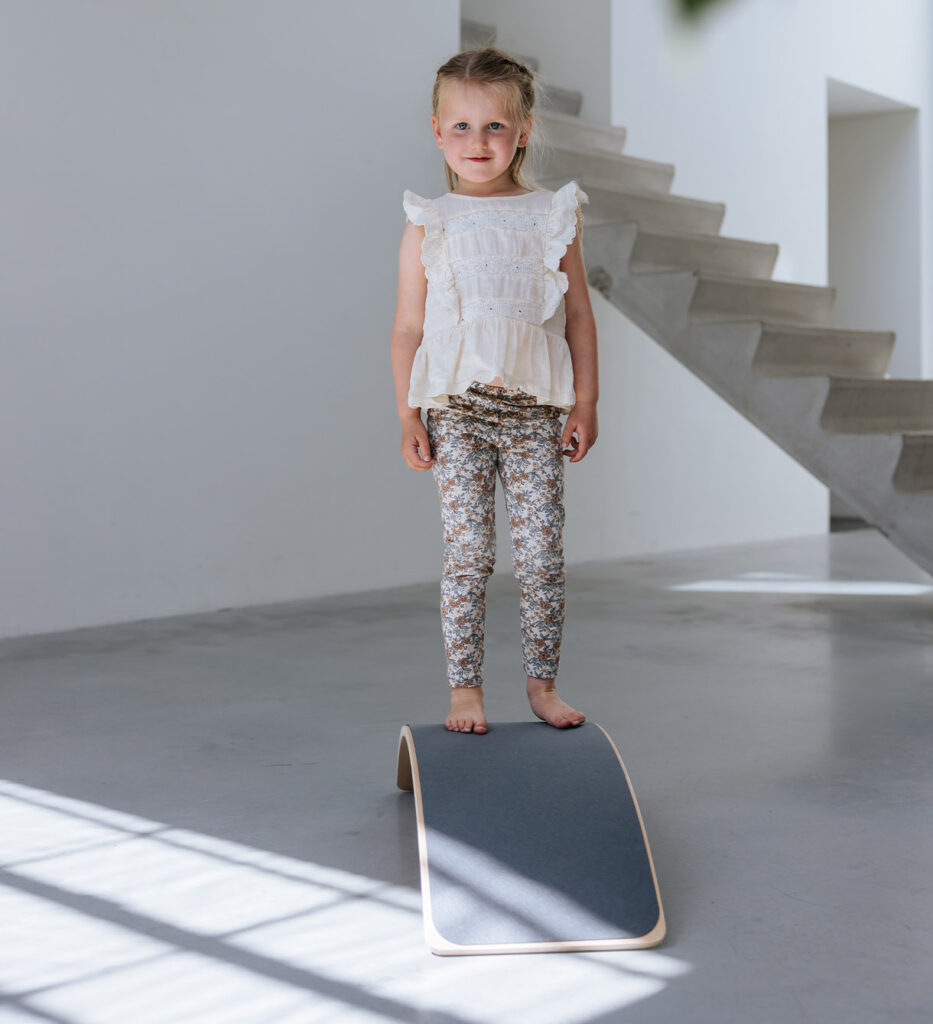 Balance board met vilt donkergrijs Jindl