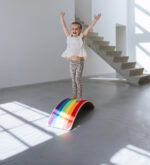Balance board met vilt regenboogkleuren Jindl
