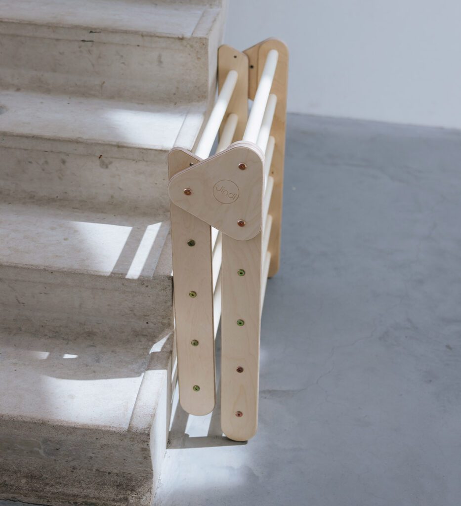 Klimdriehoek ingeklapt Jindl