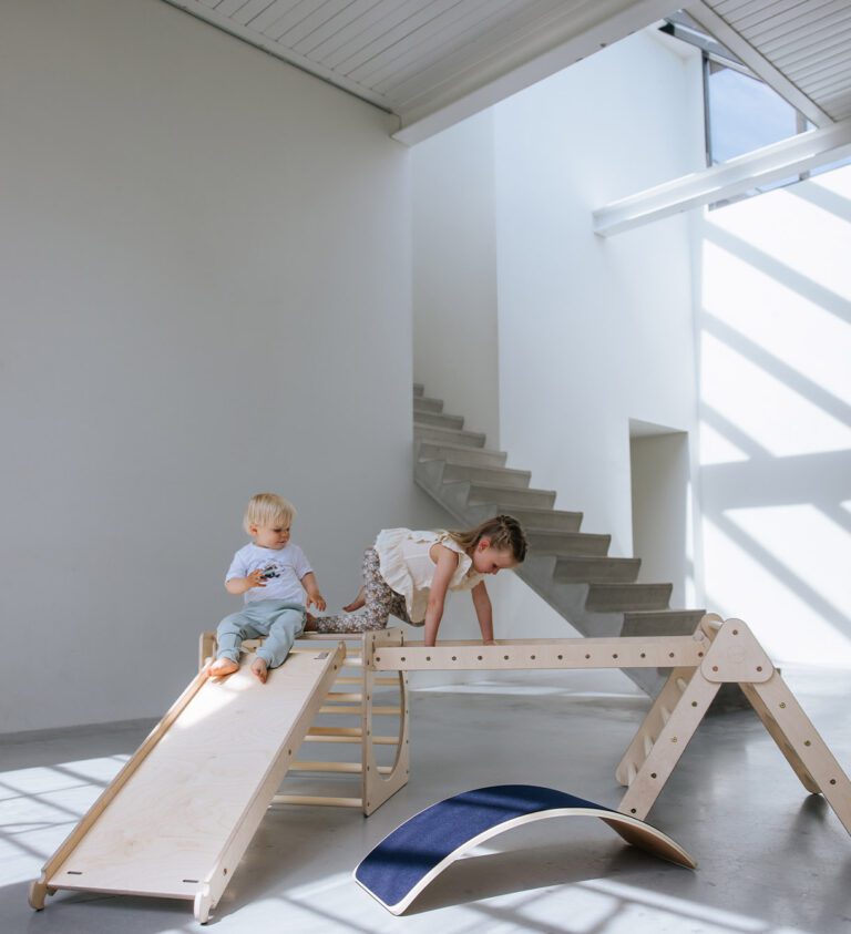Klimrek Jindl en balance board