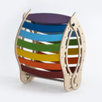 Klimboog waldorf rockers regenboogkleuren Jindl ingeklapt