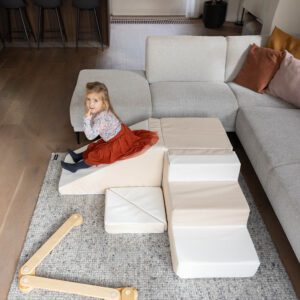 Jindl-Schaumstoffblöcke in Weiß und Beige