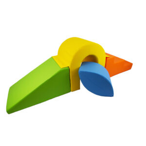 Kleurrijke blokken brug Jindl