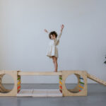 Klimrek kubus set van 2 met glijbaan | klimhelling en ladder regenboog