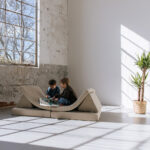 Lezen en spelen speelbank beige