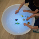 Sensorische speeltafel met water