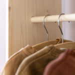 Kledingrek Jindl Nova lijn