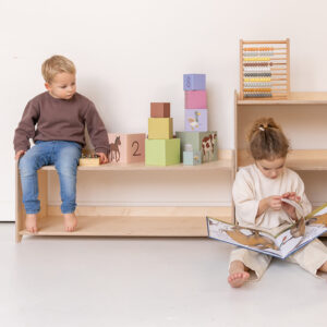 Jindl speelgoedkast laag montessori zitten