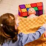 Spelen met magnetisch speelgoed