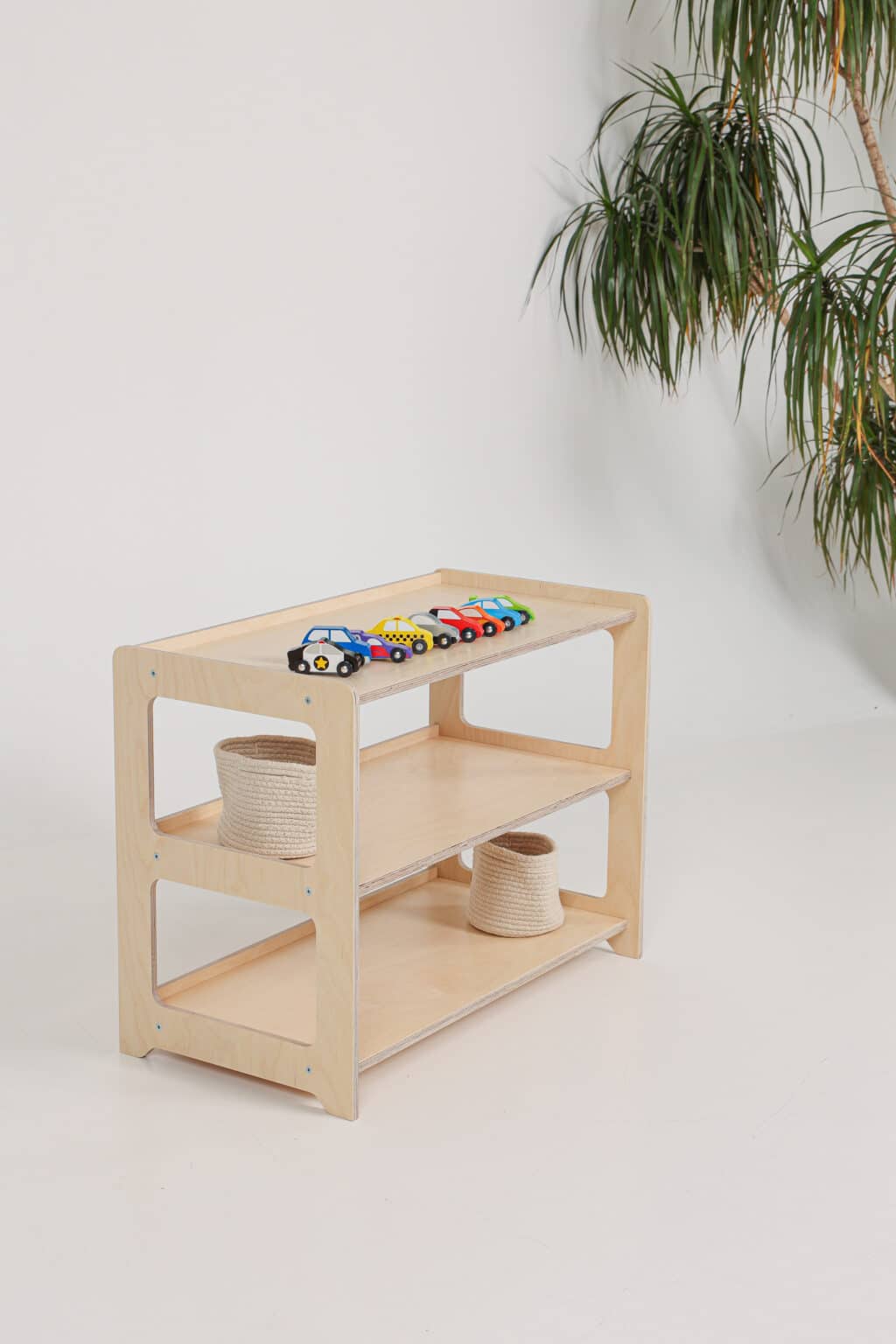 Montessori Jindl drie schappen zijkant Montessori Jindl drie schappen zijkant