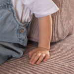 Speelbank Jindl roze detail stof