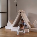 Speelbank | speelmatras Jindl ribstof beige spelen
