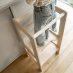 Staan in de leertoren van Jindl