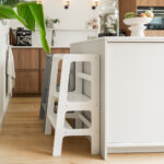 Jindl kitchen helper grijs en wit