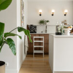 Jindl leertoren wit kitchen helper sfeer