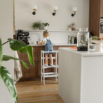 Jindl leertoren wit sfeer in keuken