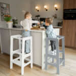 Leertoren Jindl wit en grijs in keuken