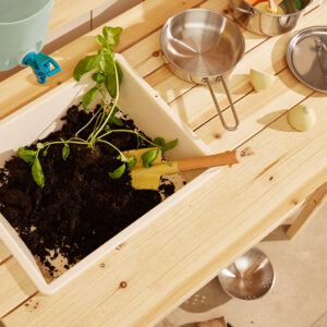 Spelen met zand modderkeuken