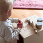 Tafel + stoeltje Manine Montessori Jindl detail