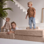 Speelbank Jindl ribstof bruin springen