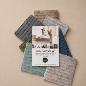 Kleurstalen Jindl speelbank 8 kleuren en flyer voor kortingscode