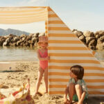 Strandtent Kid's Concept geel wit sfeer