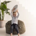 Zitzaklegergroen met zitkussen beige