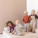 Jindl hoekbank cord beige lekker spelen