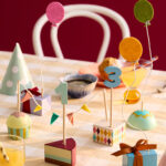 Verjaardags decoratieset Kid's Concept op tafel