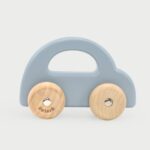 Houten speelauto van PolarB blauw