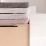 Zitkussen voor speelgoedkist - opbergkist - vier kleuren oud roze - zacht mint - beige - donkerbruin