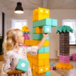 TUKI-schuimrubberen-magnetische-blokken-meisje-dinosaurus