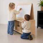 Jindl Speelgoedkast met whiteboard 2 spelende kinderen