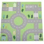 Betzold tapijt voor een speeltafel op de vloer - set van 2 - close-up van tapijt met stad, straten, huize, bomen