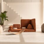 Speelbank speelmatras Jindl kleur terracotta vooraanzicht met zitkussens en balance board