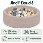 Cappuccino Jindl Bouclé ballenbak met de kenmerken: 200 ballen inbegrepen, zachte boucléstof, rond circa Ø 90 cm en afneembare hoes.